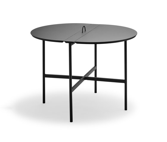 Picnic Table in anthracite black aluminum, foldable | Esstische | Skagerak