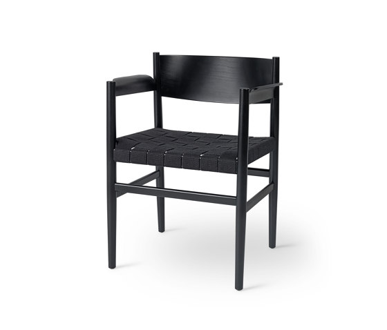 Nestor - Black Stained Beech with Black Linen Belt Seat | Sedie | Mater