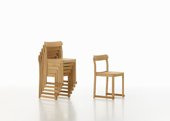 Atelier Chair | Chaises | Artek
