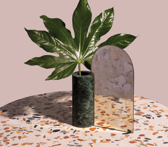 Vase | Espejos | Mondo Marmo Design