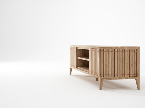 Koppar MEDIA CABINET WITH 2 DOORS AND REMOVABLE SHEL | Sideboards | Karpenter