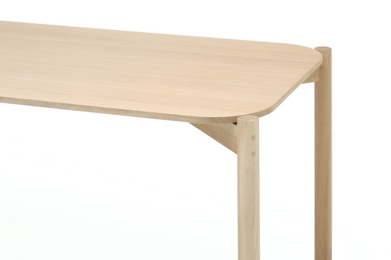 Castor Table 180 | Tavoli pranzo | Karimoku New Standard