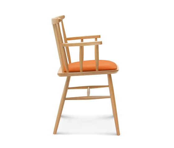 B-1102/1 armchair | Chairs | Fameg