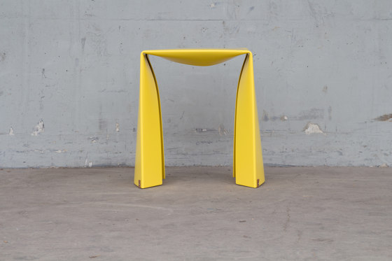 Folded Stool | Hocker | Space for Design