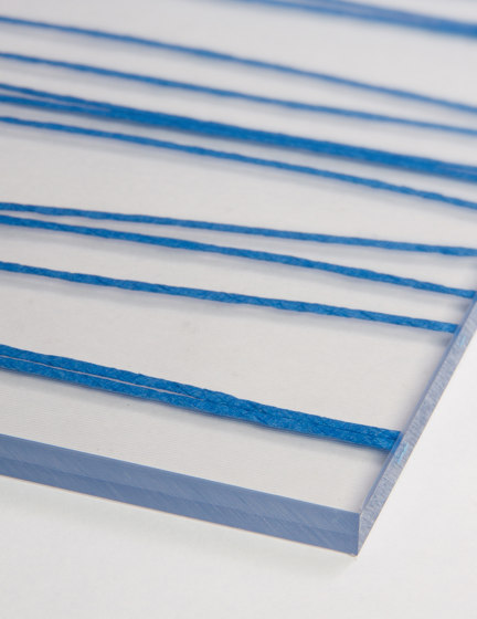 Invision blue wire | Plaques en matières plastiques | DesignPanel