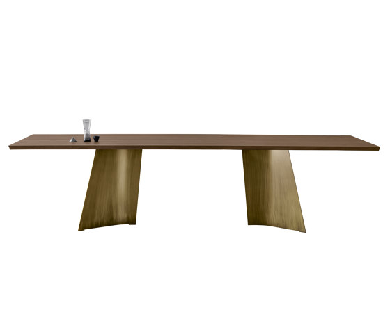 Maggese | Dining tables | miniforms