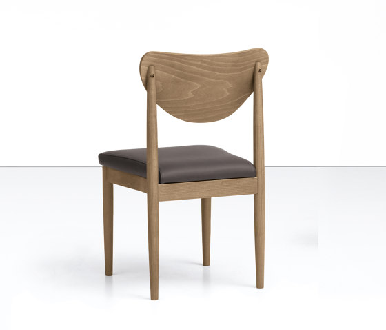 PIA CONTRACT_48-11/3 | Chaises | Piaval