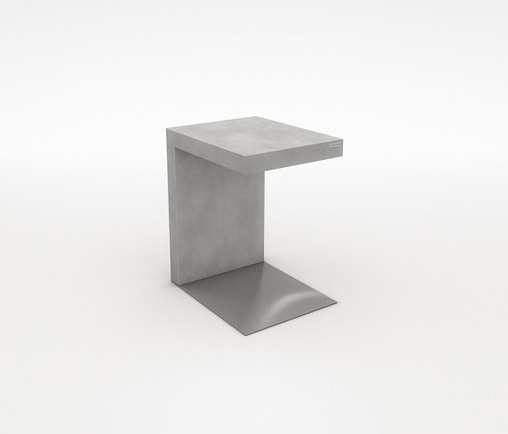 Tabula Artifex | Tables d'appoint | CO33 by Gregor Uhlmann