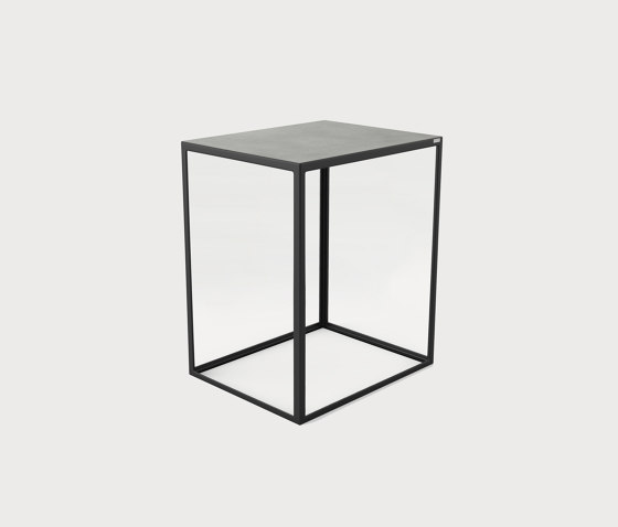 Tabula Gracilis | Side tables | CO33 by Gregor Uhlmann