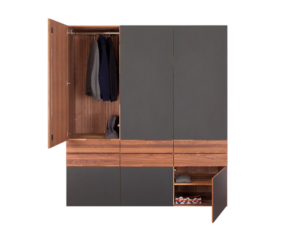 Wardrobe TreDue | Cabinets | reseda