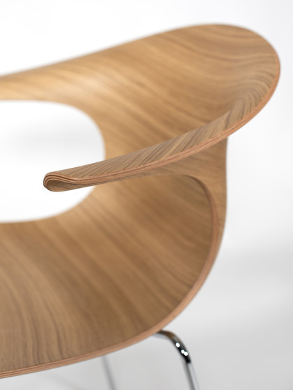 Loop 3D Wood Sled | Sedie | Infiniti