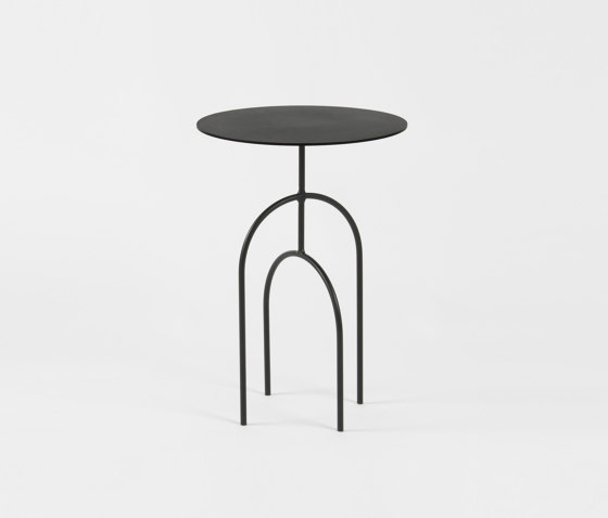 Moça - 48cm | Side tables | Objekto