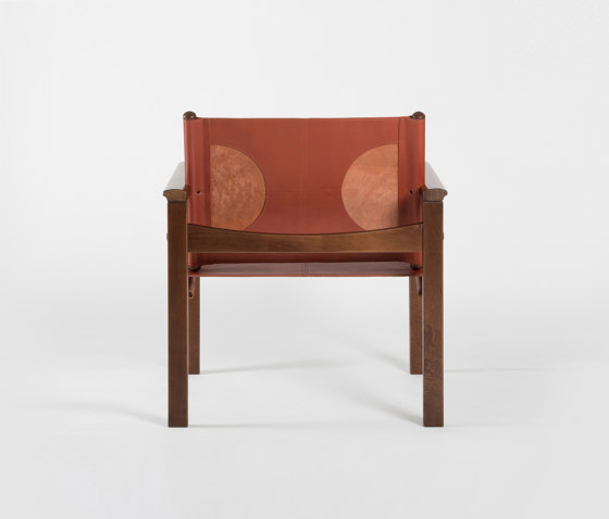PegLev Armchair - Walnut/Terracotta | Armchairs | Objekto