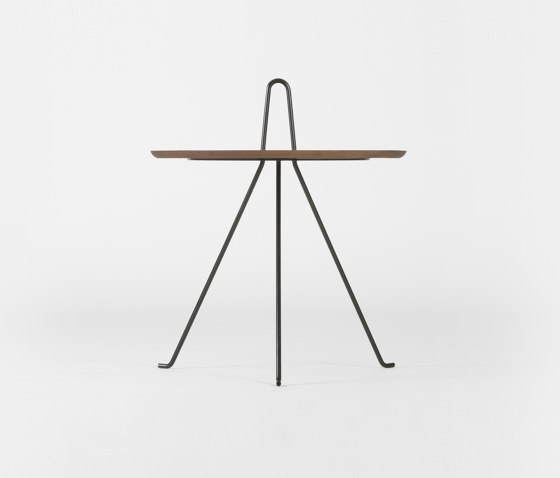 Tipi - 37cm/Walnut | Side tables | Objekto