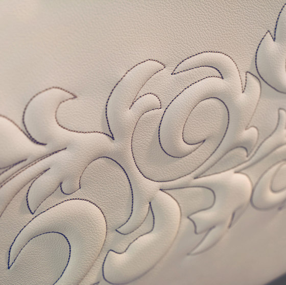 Embroidery | Surface finishings | BOXMARK Leather GmbH & Co KG
