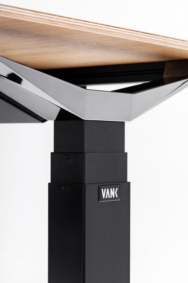 MOVE sit&stand desk | Scrivanie | VANK