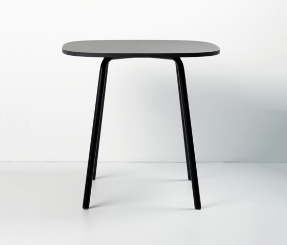 Pully table | Side tables | Cascando