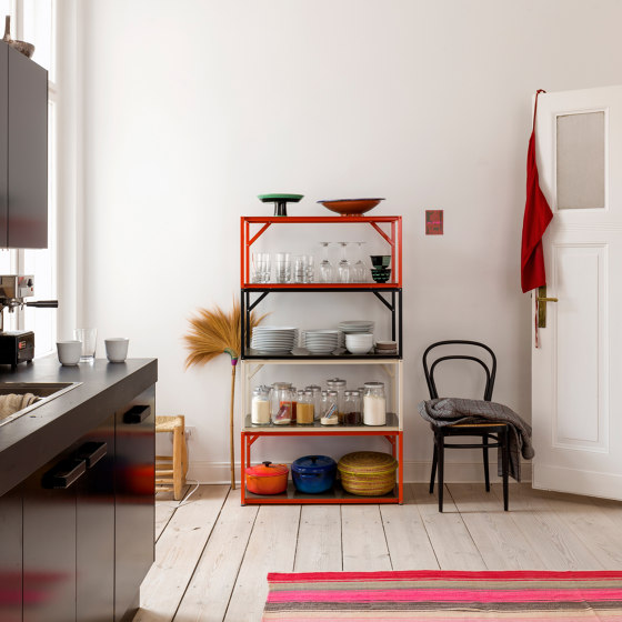 DS | Shelf Element Tara - red orange RAL 2001 | Shelving | Magazin®