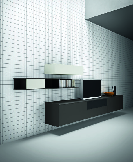 Maxima 01 | Wall storage systems | MD House