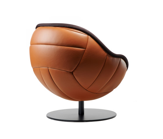 lillus wembley | soccer lounge chair / dinner chair | Armchairs | lento