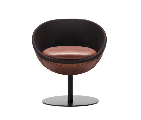 lillus wembley | soccer dinner chair / cocktail chair | Chairs | lento