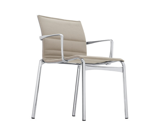 frame 52 / 459 | Chairs | Alias