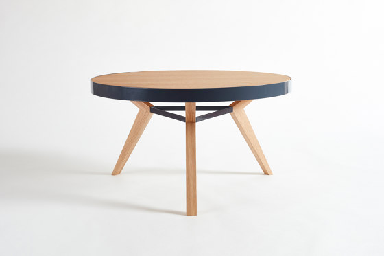 Spot – coffee table | Tavolini bassi | NEUVONFRISCH