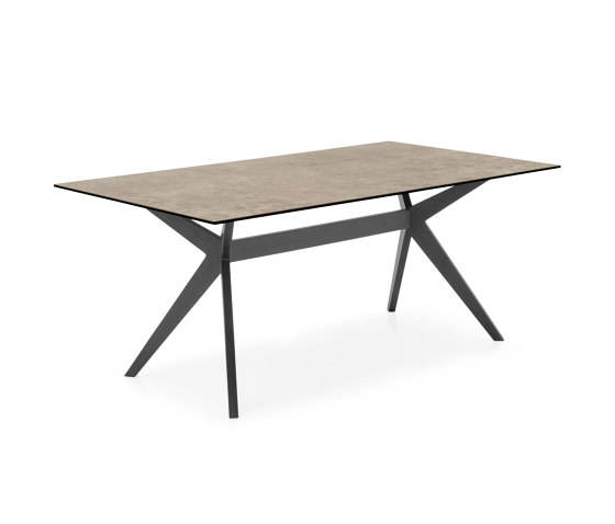 Kent | Dining tables | Calligaris