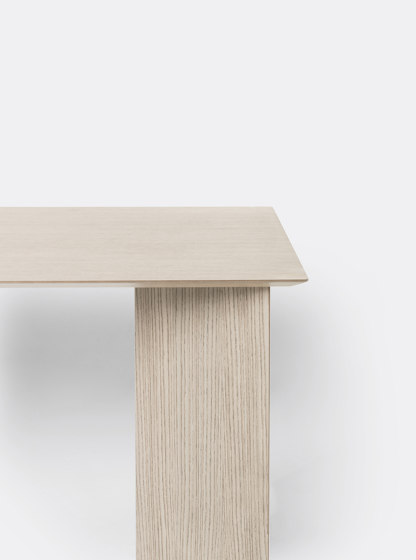 Mingle Desk Top 135 cm - Natural Oak | Scrivanie | ferm LIVING