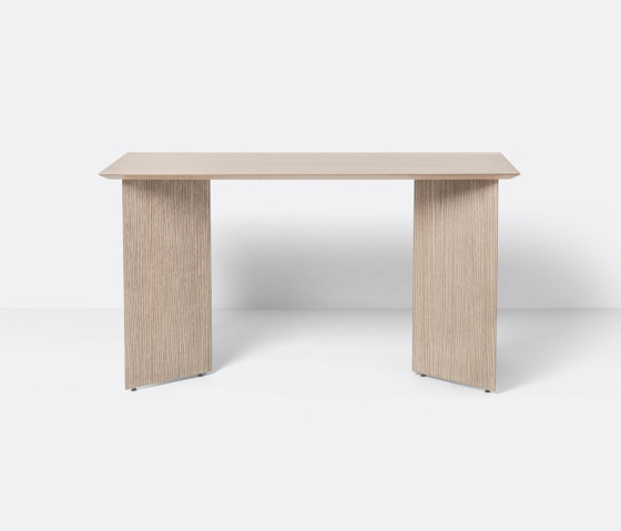 Mingle Desk Top 135 cm - Natural Oak | Scrivanie | ferm LIVING