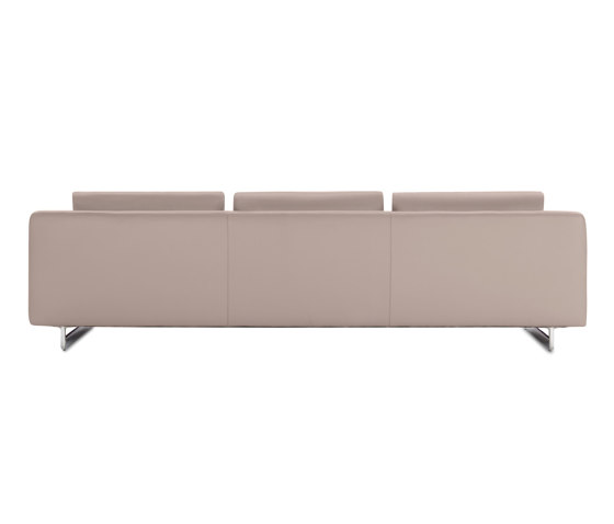 Lecco 110" Sofa | Divani | Design Within Reach