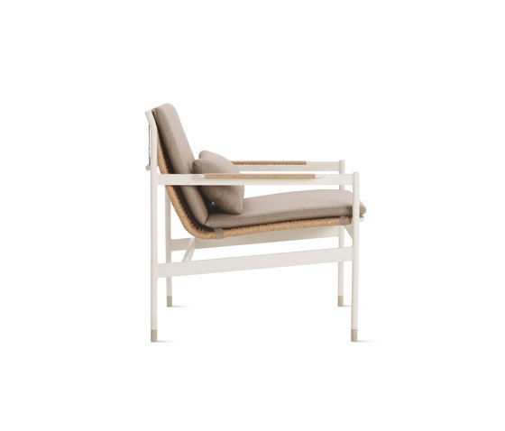 Sommer Lounge Chair | Sessel | Design Within Reach