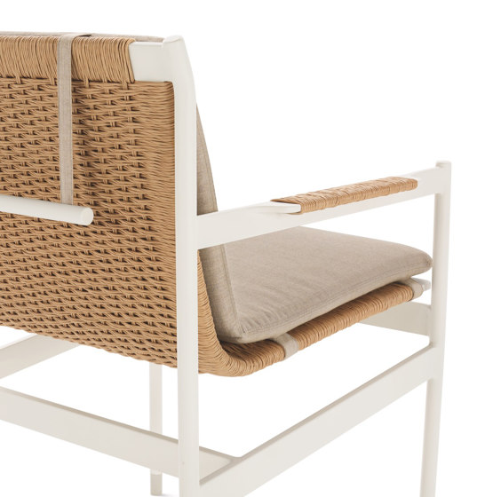 Sommer Armchair | Sillones | Design Within Reach