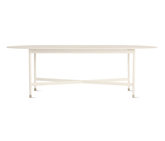 Sommer Oval Dining Table | Tables de repas | Design Within Reach