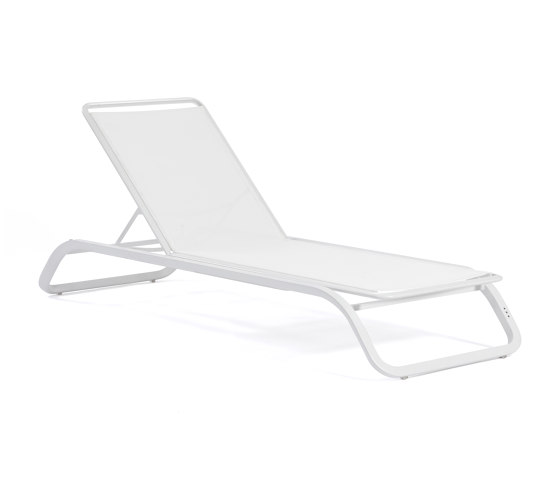 Marumi | Sunlounger without Arm and Tray | Sonnenliegen / Liegestühle | EGO Paris