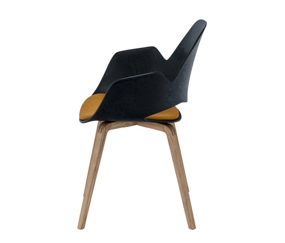 FALK | Dining armchair - Oiled oak legs, Amber seat | Chairs | HOUE