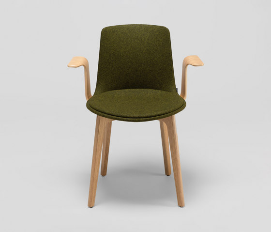 Stuhl Lottus Wood mit Armlehnen | Stühle | ENEA