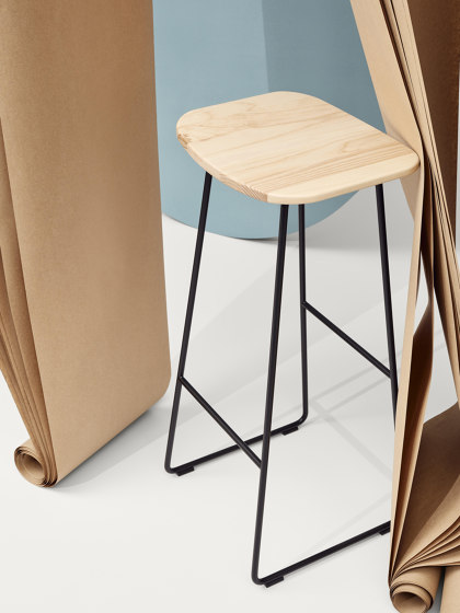 Klejn Bar Stool | Barhocker | Infiniti