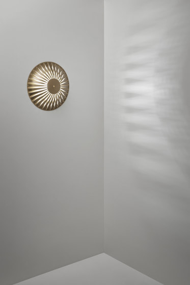 Glint Light | wall | Lampade parete | Vij5