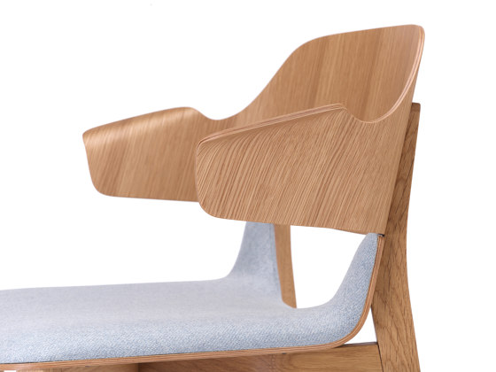 Leaf Chair | Chaises | TON A.S.