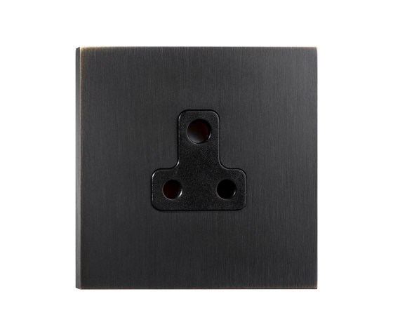 Facet - Medium bronze - 5amp socket | Prese inglesi | Atelier Luxus