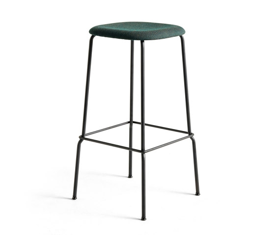 Soft Edge 30 Upholstery | Bar stools | HAY