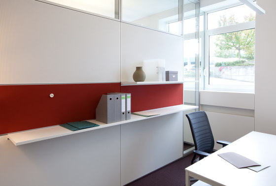 System 7000 Integrated partition wall absorber | Systèmes muraux absorption acoustique | Strähle
