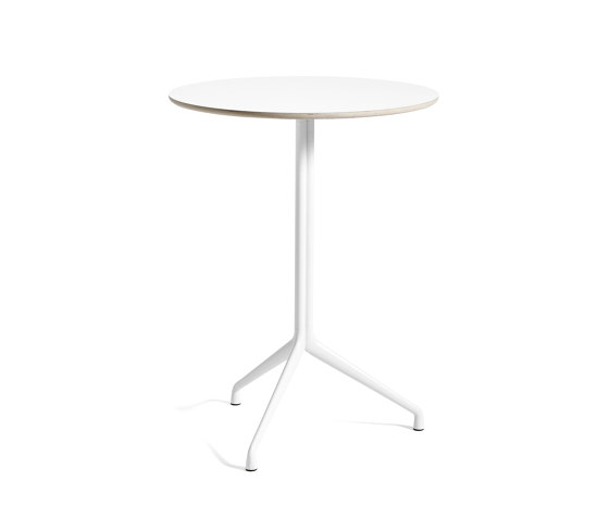 About A Table AAT20 | Tables hautes | HAY