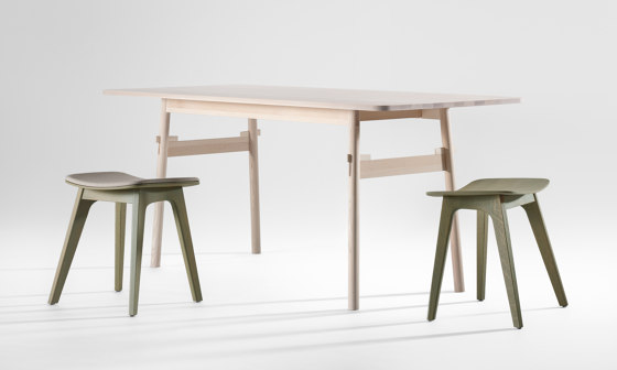 Taut | Dining tables | Zeitraum