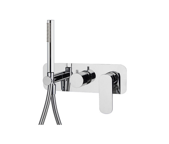Quad F3739X2 | Single lever bath and shower mixer for concealed installation 2 outlet with shower set | Shower controls | Fima Carlo Frattini