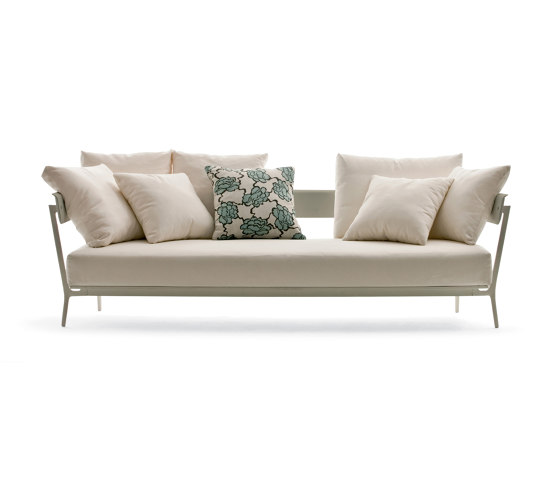 Aikana sofa with armrests | Divani | Fast