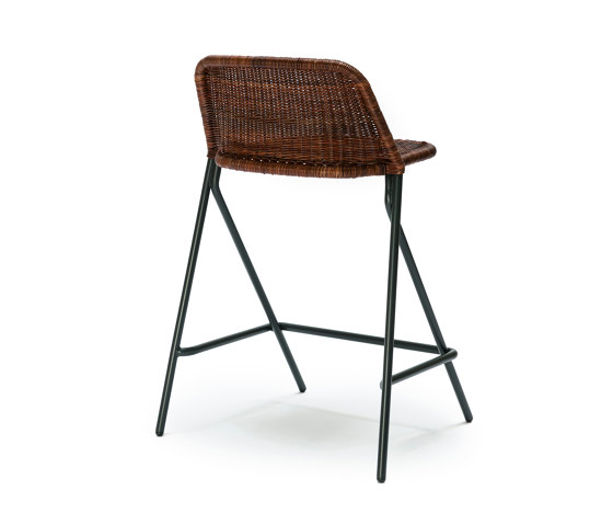 Kakī stool with backrest | Bar stools | Feelgood Designs