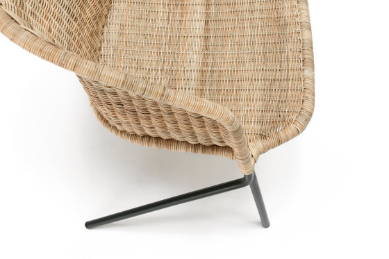 Kakī Lounge Chair | Chairs | Feelgood Designs