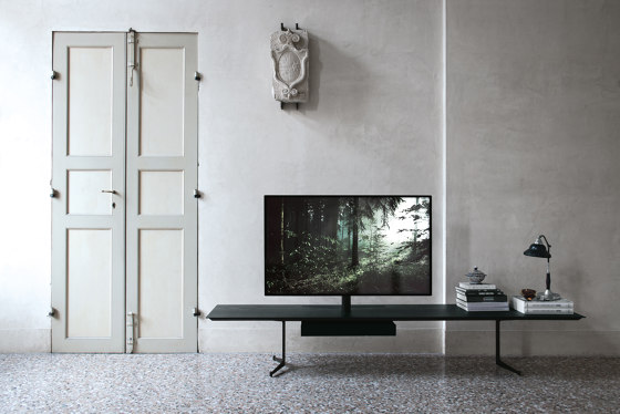 CONNECT | TV & Audio Furniture | Extendo